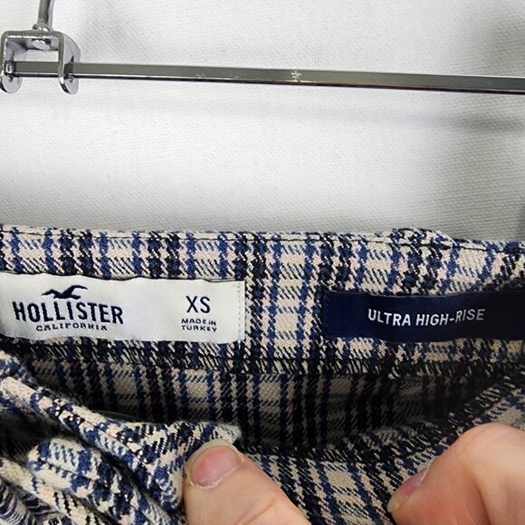 Hollister Ultra High-rise Mini Skirt XS - Picture 3 of 4